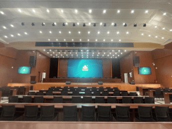 讯维分布式集中控制系统：多会议室高效运维的核心引擎